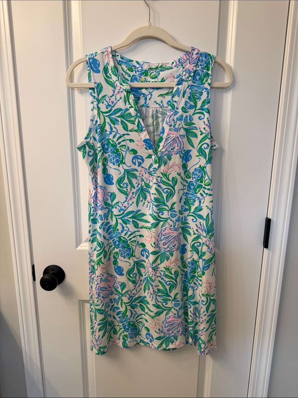 Lilly Pulitzer Sleeveless Floral Shift Dress in Blue, Green & Pink